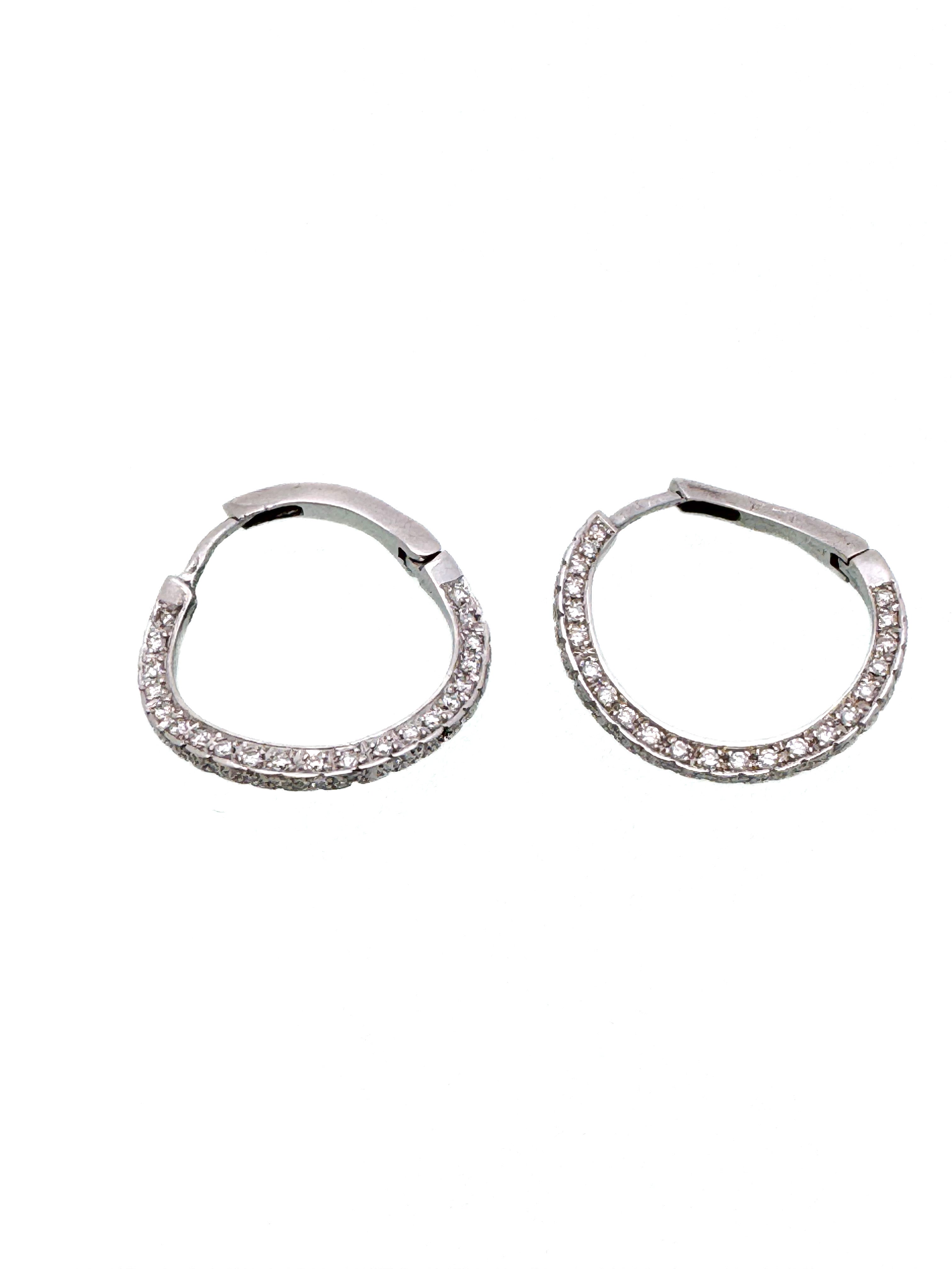 עגילי חישוק גל 18 קארט משובצים יהלומים