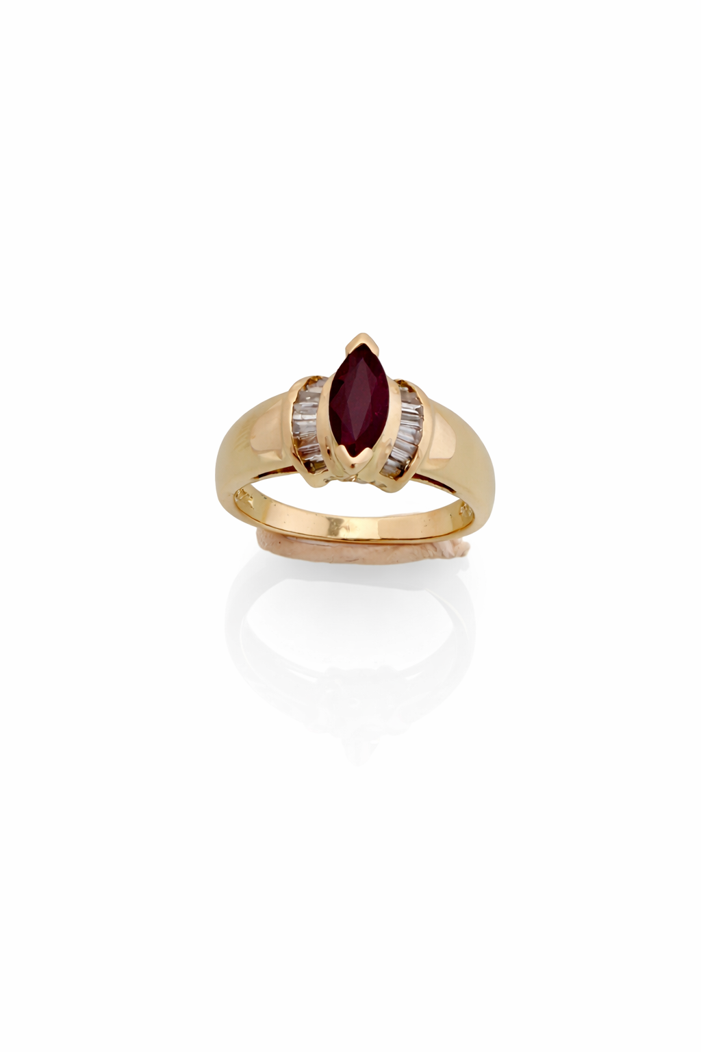 טבעת זהב 14 קארט עם אבן רובי ויהלומי באגט