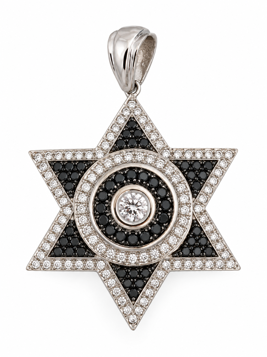 תליון מגן 18 קארט משובץ יהלומים שחורים ולבנים