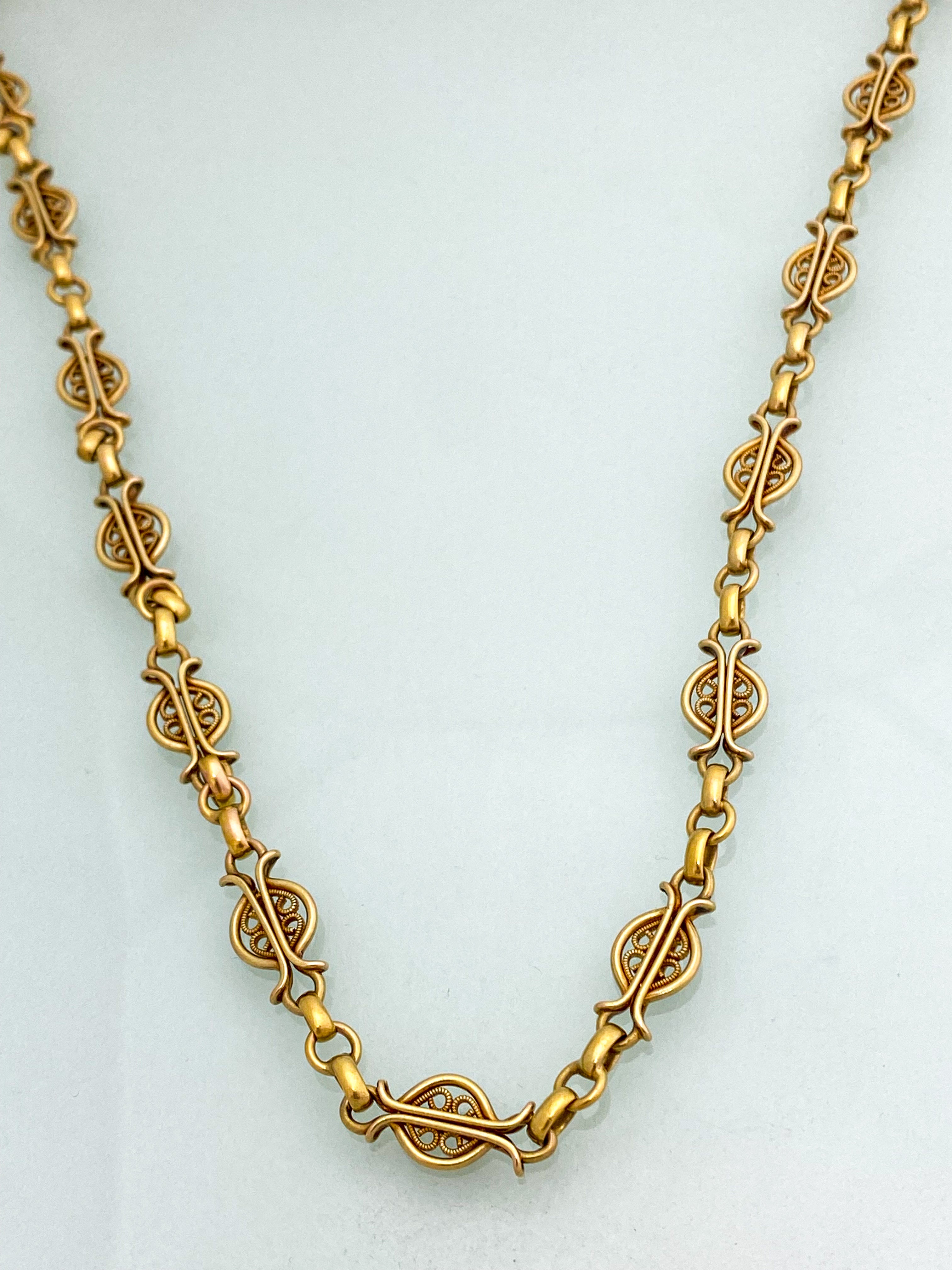 שרשרת וינטג' מעוצבת זהב 18 קארט