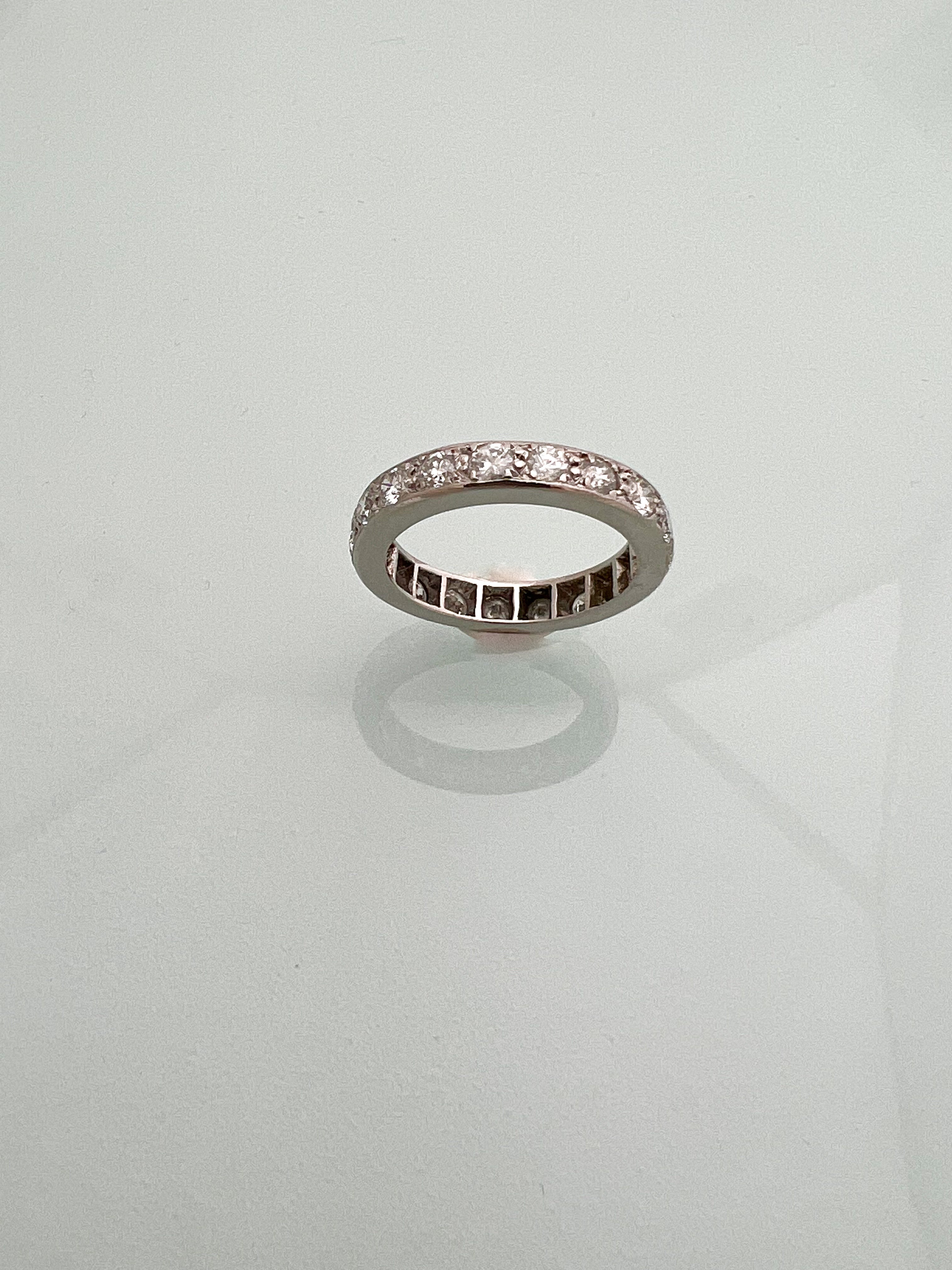 טבעת איטרניטי משובצת כולה יהלומים