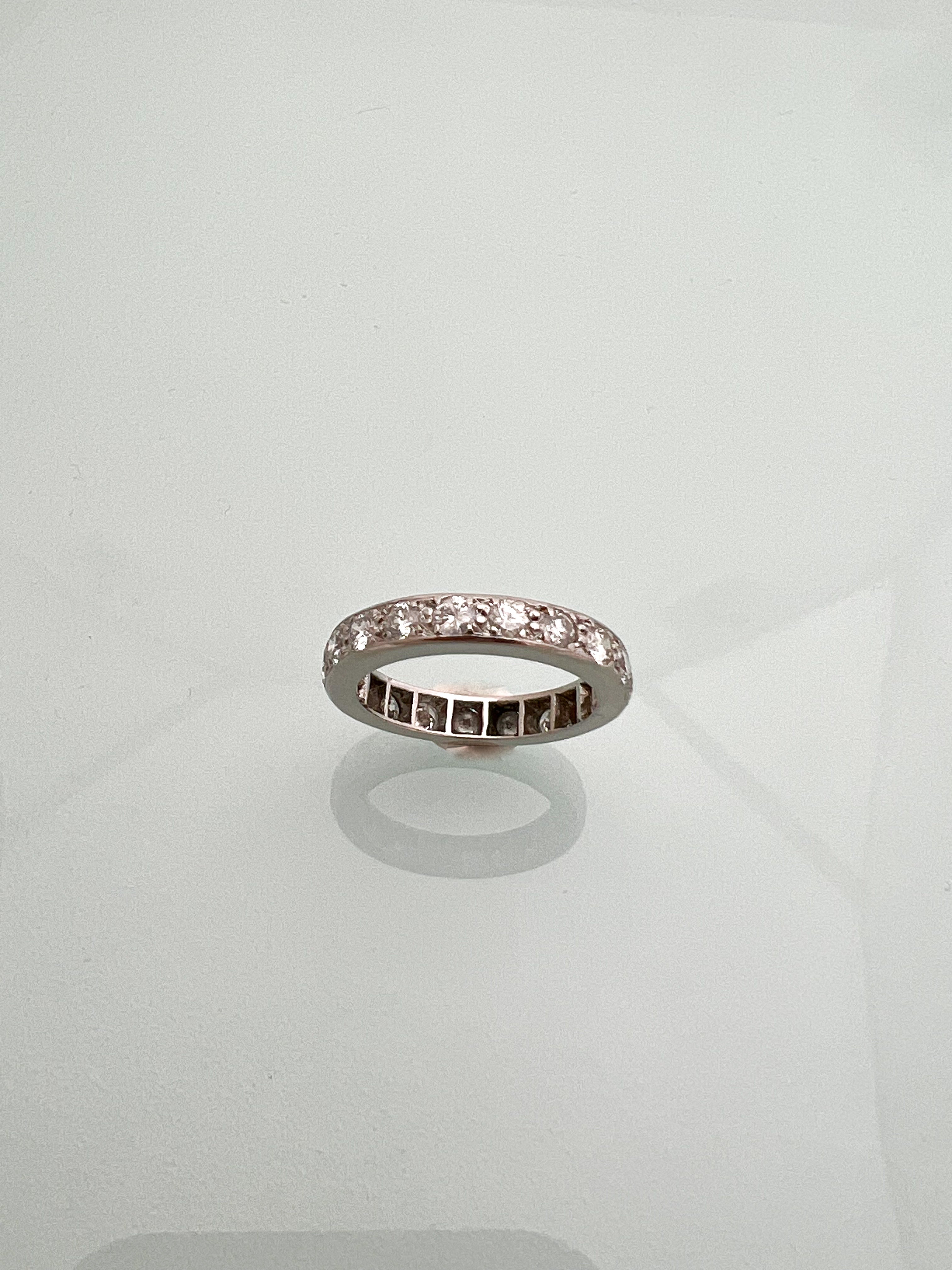 טבעת איטרניטי משובצת כולה יהלומים