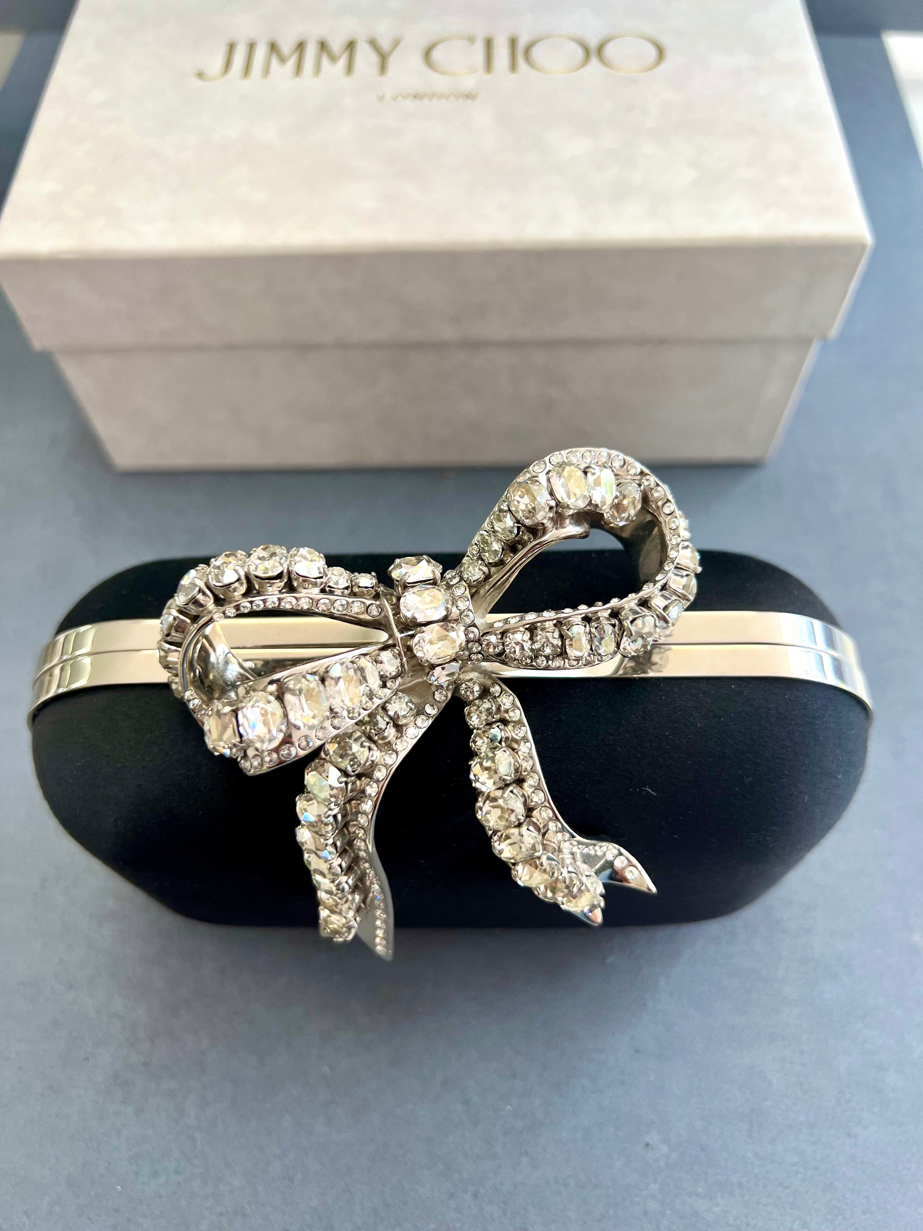 תיק קלאץ ג'ימי צ'ו בשילוב קריסטלים