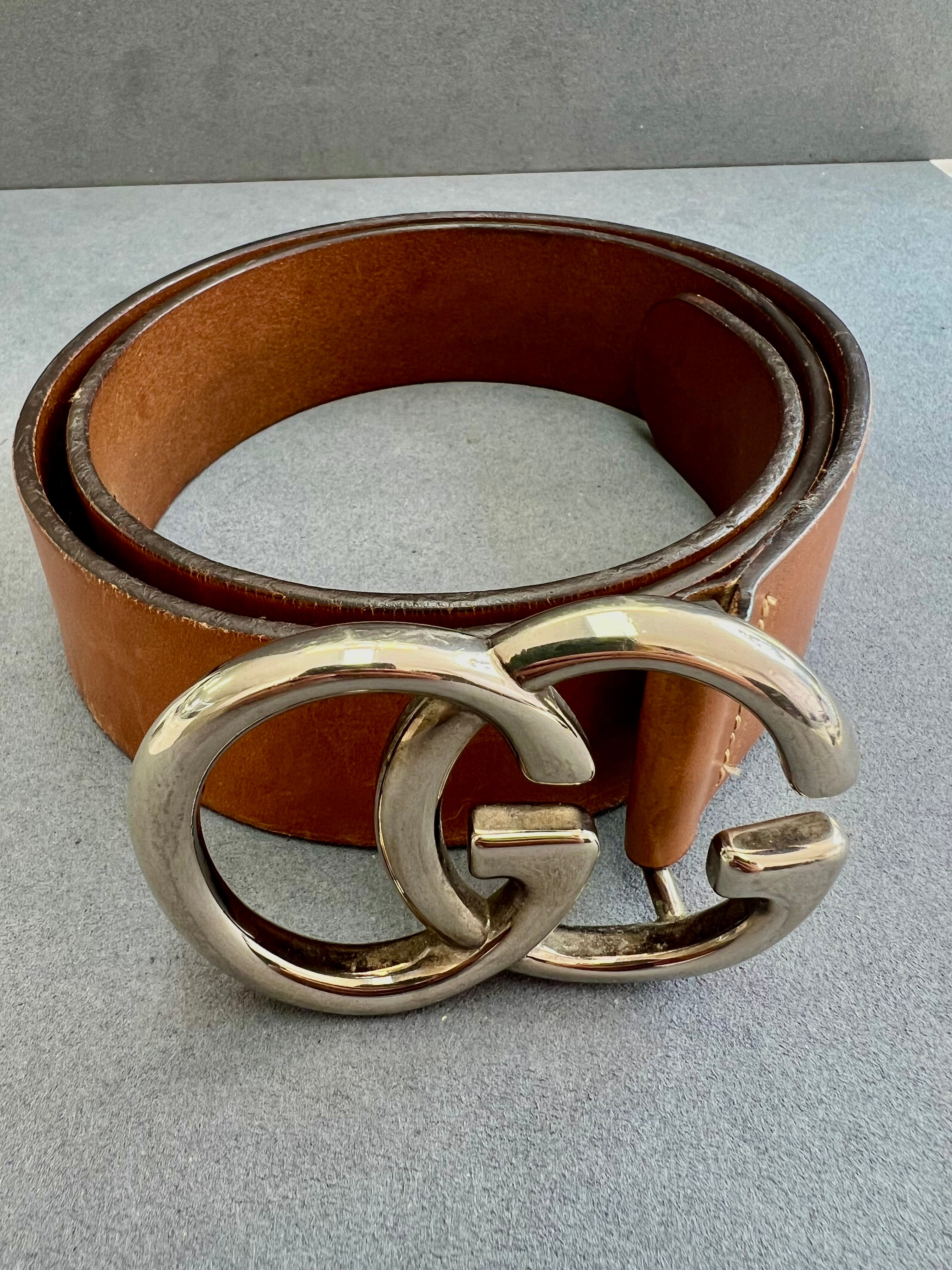 חגורת גוצ'י עור חומה