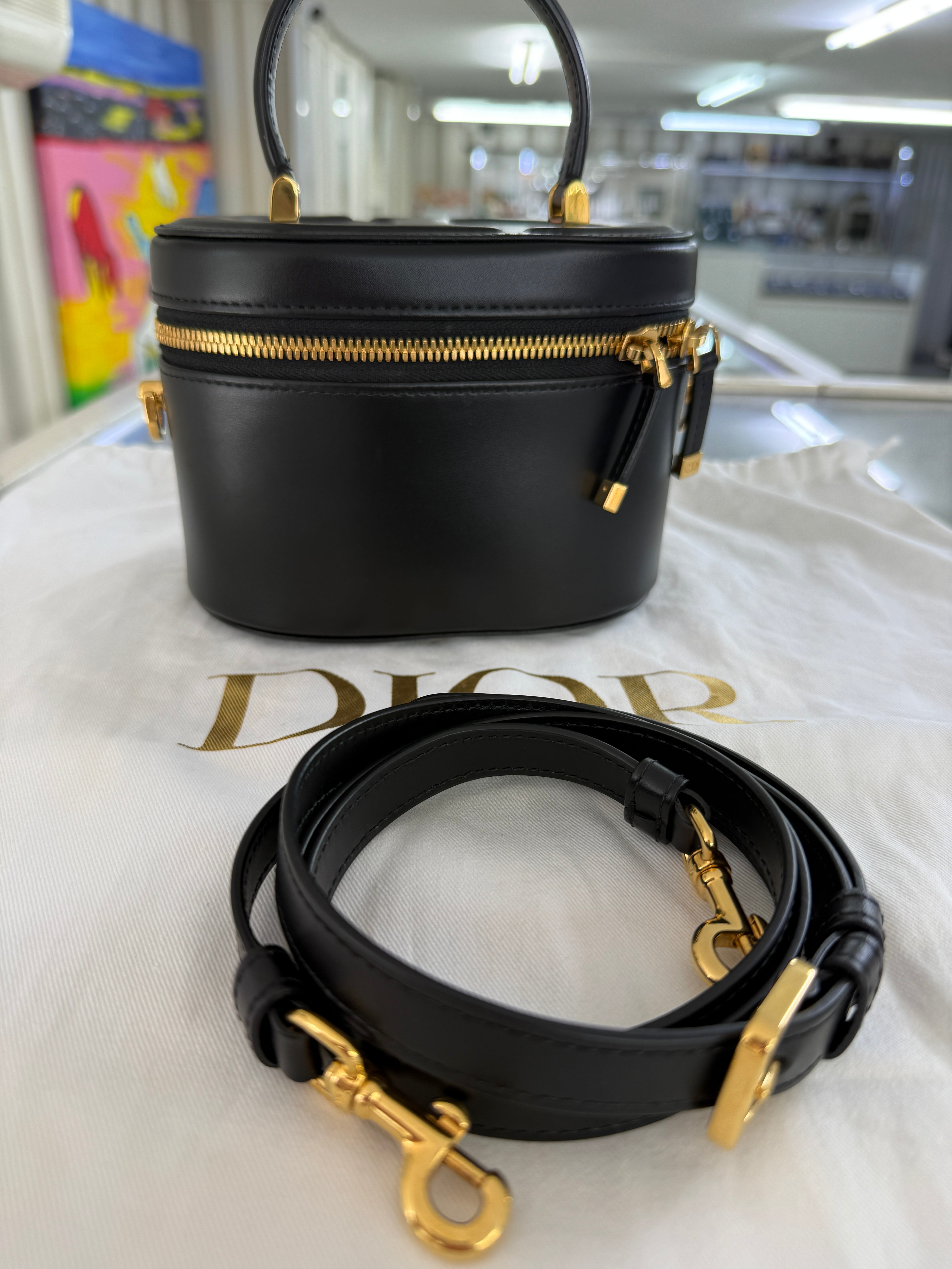 תיק איפור דיור