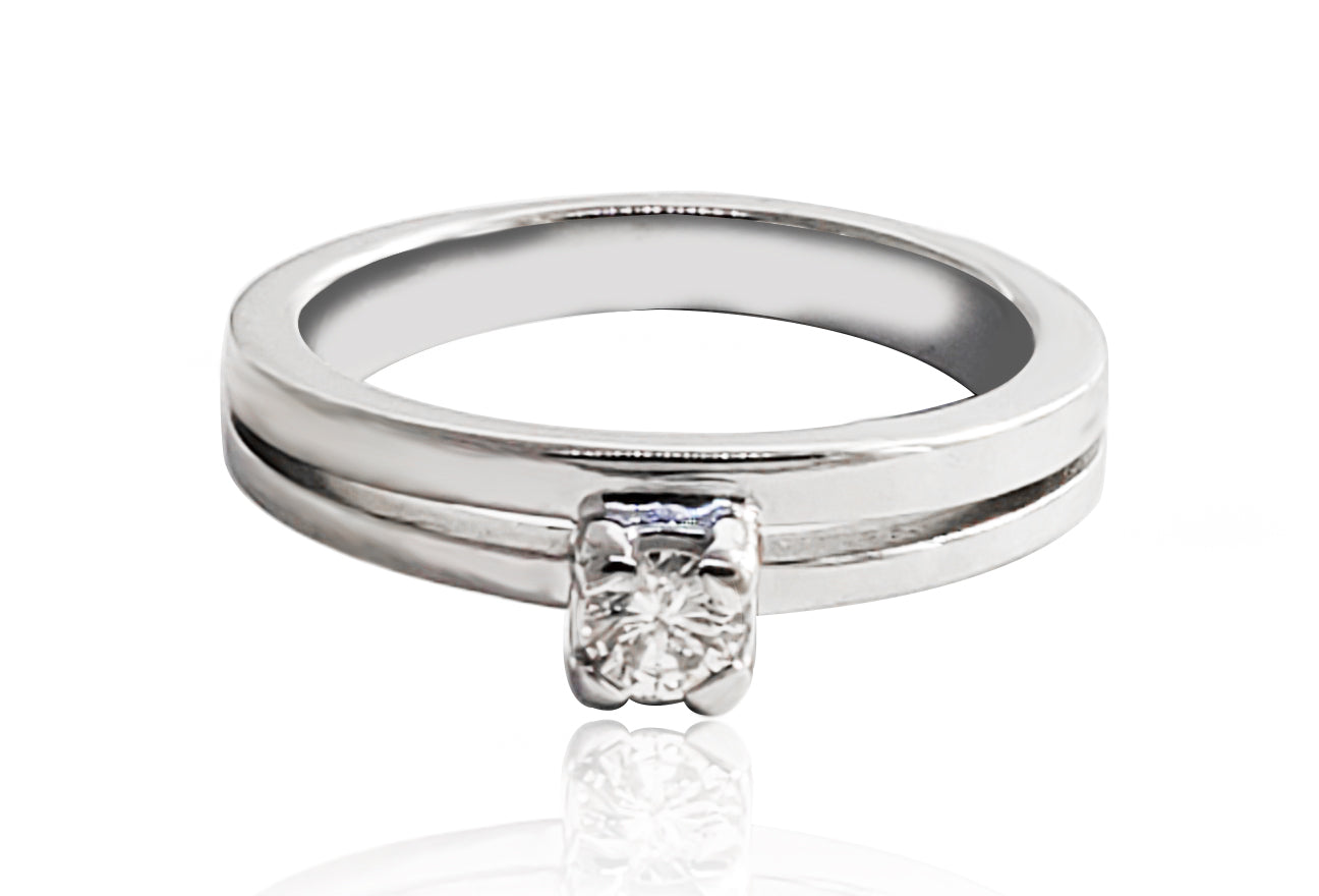 טבעת זהב לבן 14 קארט עם יהלום