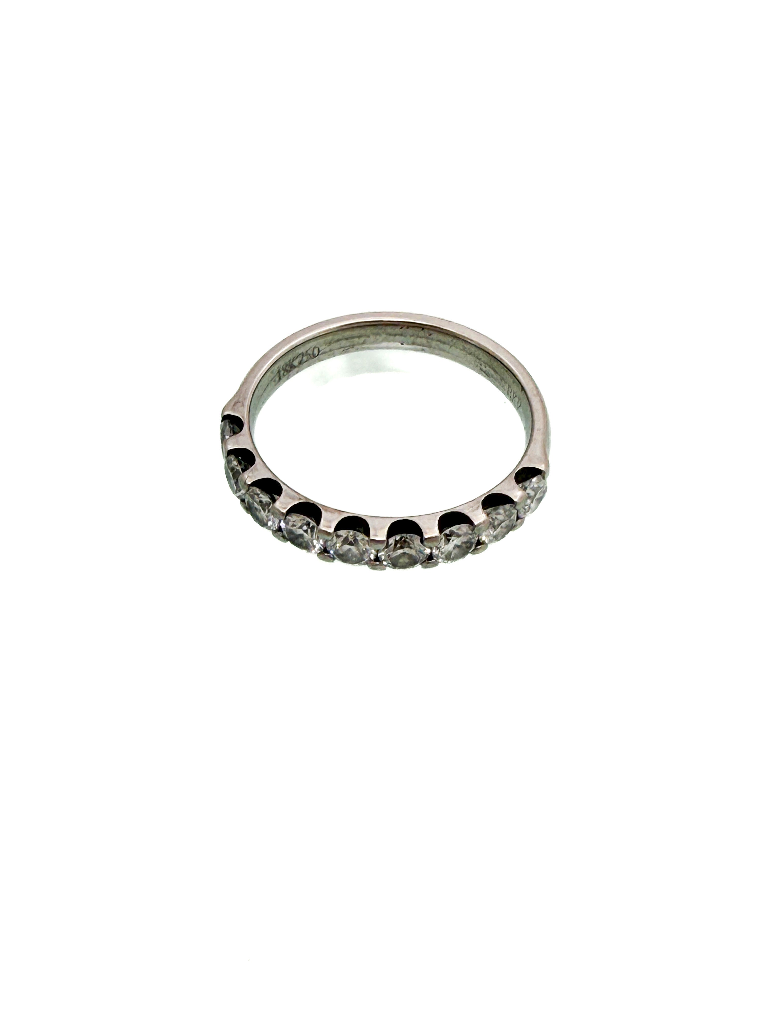 טבעת זהב 18 קארט משובצת יהלומים