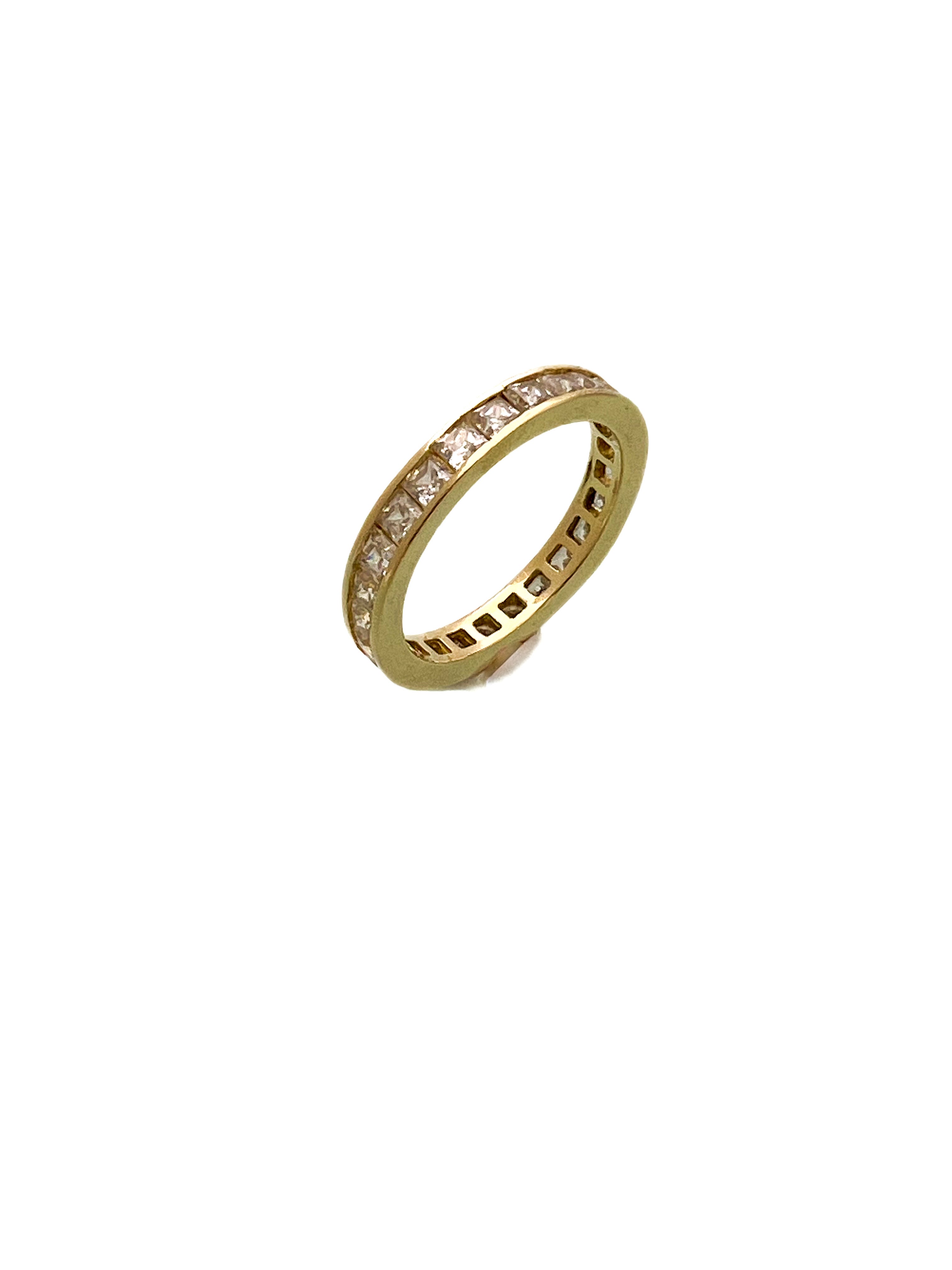 טבעת איטרניטי זהב צהוב 14 קארט משובצת זירקונים